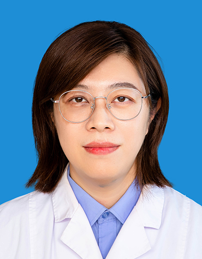 點擊照片，查看專家專長、出診時間